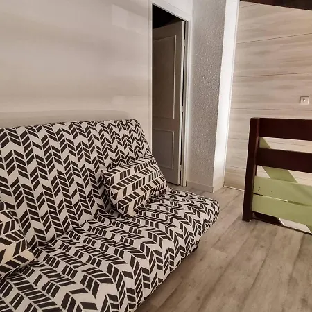 2 Pieces Avec Parking Pres De La - Fr-1-388-118 Appartement *
