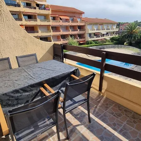 Appartement 2 Pieces Avec Parking Pres De La - Fr-1-388-118
